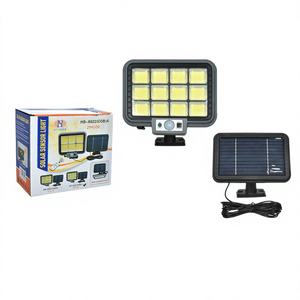 Lampe solaire à capteur télécommandée IP65, lampes à induction CRI80, blanc chaud, éclairage paysager de jardin, certifiée ROHS, panneau séparé - Product Image 1