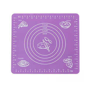 Tapis de cuisson carré en silicone pur, personnalisable avec logo client, 40x50cm, écologique et résistant au four - Product Image 2