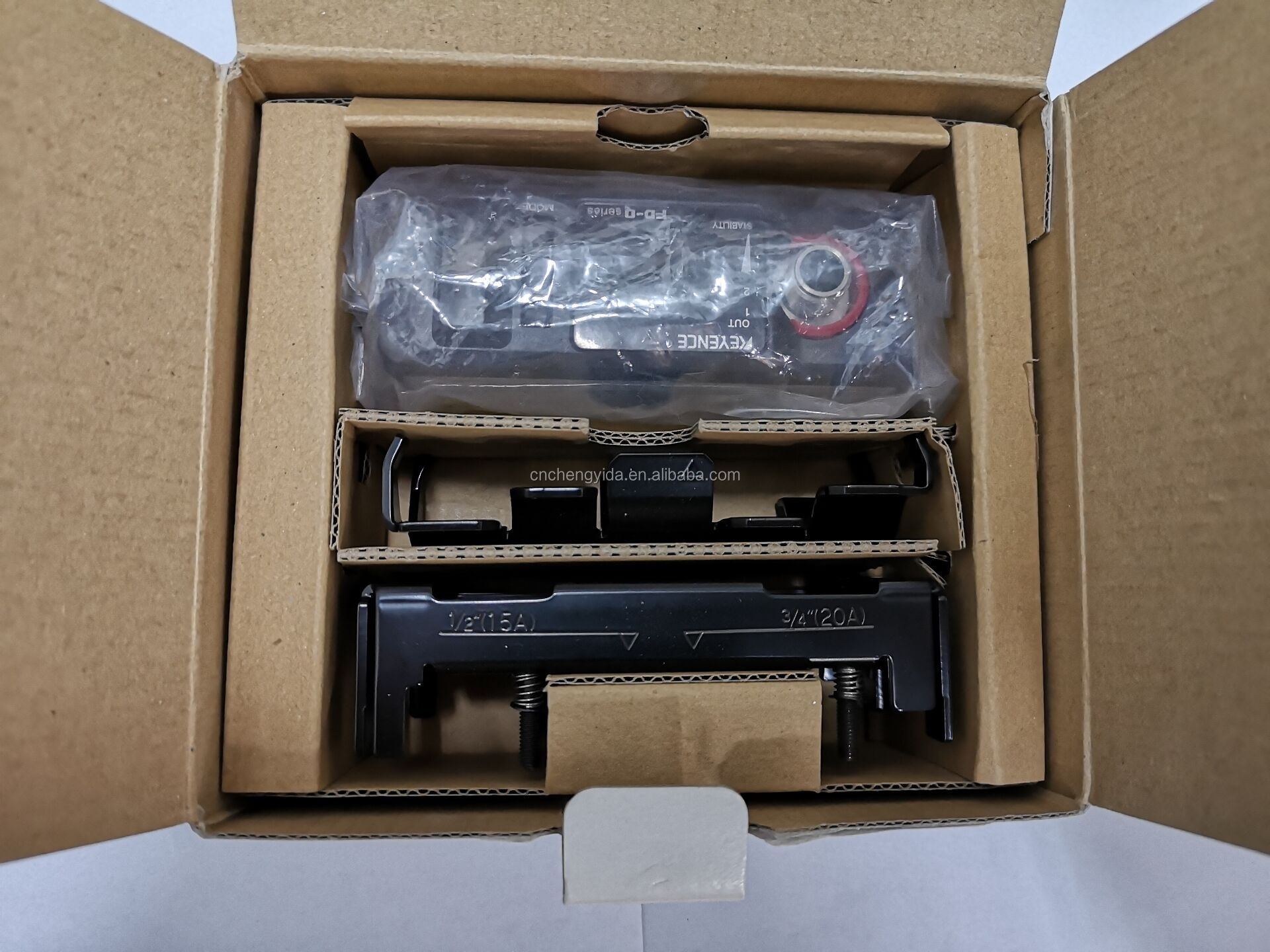 KEYENCE FD-Q50C クランプオンフローメーター センサー本体 40A/50Aタイプ