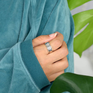 Anillo de Acero Inoxidable T0941, Estilo Rústico, Grabado 'I Am Enough', Unisex, Joyería para Regalo - Product Image 3