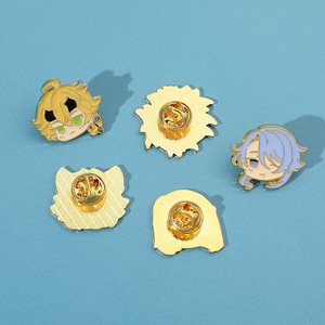 Q versión personajes del juego <span class=keywords><strong>Kamisato</strong></span> <span class=keywords><strong>Ayato</strong></span> pines lindo dibujos animados <span class=keywords><strong>genshin</strong></span> impacto esmalte insignia - Product Image 2