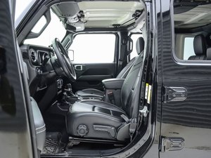 Venta al por Mayor de SUV Usados de Alta Calidad, <span class=keywords><strong>Jeep</strong></span> <span class=keywords><strong>Wrangler</strong></span> 2.0T Sahara 2015-2020, Versión de Cuatro Puertas a Gasolina - Product Image 3