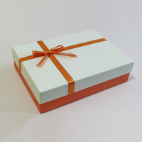 Boîte cadeau magnétique orange de luxe avec ruban blanc, boîte d'emballage personnalisée avec logo pour anniversaire, mariage, cosmétiques, parfum