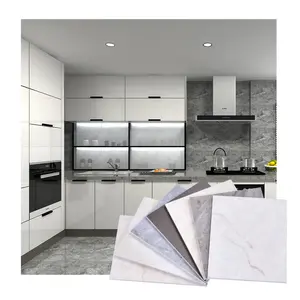 Revêtement UV Composite plastique en pierre résistant aux rayures à haute brillance pour cuisines modernes Panneaux muraux SPC