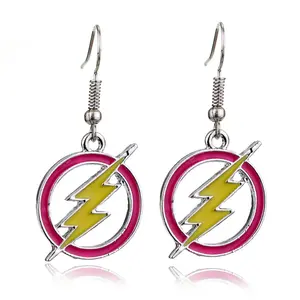 Serie de cómics de películas Los pendientes Flash Esmaltado Lightning Hoop Circle Superhero Pendientes