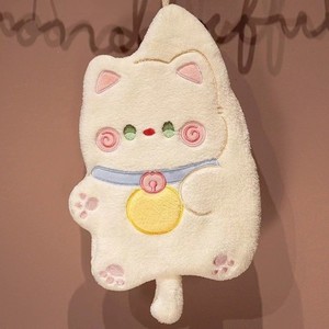 ผ้าเช็ดมือรูปแมวนำโชคสุดน่ารัก 23x20 ซม. ผ้าขนแกะปะการัง แห้งเร็ว ผ้าเช็ดตัวแขวนในห้องน้ำหรือห้องครัว - Product Image 2