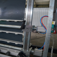 Centre de traitement du verre de haute précision avec une précision de ±0,15 mm