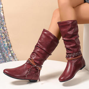 รองเท้าบูทผู้หญิงแบบถักเปีย แต่งระบาย ปลายมน ส้นแบน ความยาวครึ่งน่อง ดีไซน์เฉพาะตัว สวมใส่สบาย ใช้งานได้หลากหลาย เหมาะสำหรับเดินทาง ปาร์ตี้ วันหยุด และแฟชั่น - Product Image 4