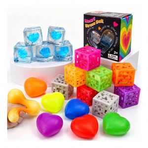 Jouet souple lumineux transfrontalier en forme de cœur, cube anti-stress en caoutchouc souple, cadeau pour vendeurs en ligne sur plateforme de marché - Product Image 1