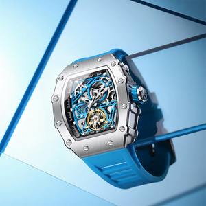 Montre mécanique de luxe pour homme, étanche, sportive, avec boîtier carré, bracelet en caoutchouc et cadran en verre, idéale pour le travail et les loisirs. - Product Image 5