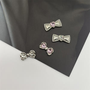 เครื่องรางโลหะประดับมุกรูปโบว์โลหะหรูหราดีไซน์ใหม่สำหรับเคสโทรศัพท์เครื่องลางตกแต่งแบบทำมือ - Product Image 5