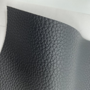Tela de Cuero Sintético de PVC con Patrón Saffiano Clásico en Relieve para Asientos de Auto, Sofás, Bolsos, Muebles, Equipaje y Tapicería - Product Image 2