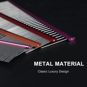 <span class=keywords><strong>Pettine</strong></span> <span class=keywords><strong>per</strong></span> pidocchi di lusso in acciaio inossidabile <span class=keywords><strong>per</strong></span> animali domestici in metallo a nido d'ape <span class=keywords><strong>pettine</strong></span> <span class=keywords><strong>per</strong></span> gatti - Product Image 5