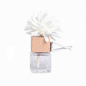 Perfume de coche colgante aire refrescante, difusores de Clip de ventilación de Perfume de coche cuadrado negro botella de Perfume de coche colgante 10ml con tapa de madera - Product Image 5