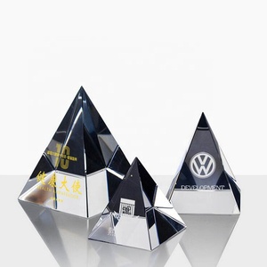 Vente chaude de Guérison Énergétique Petit Feng Shui Egypte Egyptien clair <span class=keywords><strong>Pyramide</strong></span> de Cristal De quartz - Product Image 1
