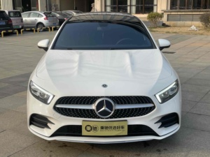 <span class=keywords><strong>Mercedes</strong></span>-Benz <span class=keywords><strong>Classe</strong></span> <span class=keywords><strong>A</strong></span> d'occasion <span class=keywords><strong>2020</strong></span> A200L Sport Sedan pour l'exportation - Product Image 2
