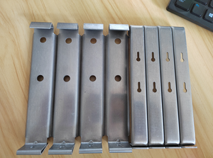 Support de <span class=keywords><strong>gouttière</strong></span> en alliage d'aluminium Ultra Grip de 6 pouces, design moderne, <span class=keywords><strong>crochet</strong></span> de <span class=keywords><strong>gouttière</strong></span> extérieur dissimulé, durable pour villa et appartement - Product Image 6