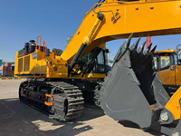 Excavatrice sur chenilles géante 975F de 78,5 tonnes avec une capacité de godet de 5 m³