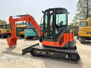 Mini-excavatrice sur chenilles Hitachi ZX50 d'occasion du Japon, 5 tonnes, avec lame de bulldozer, Hitachi 50 d'occasion - Product Image 2