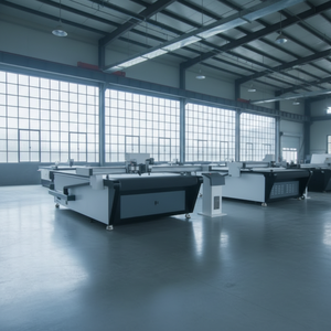 Persianas enrollables de PVC CE para exteriores, clásicas, con control de varilla y apertura central, y <span class=keywords><strong>plotter</strong></span> de corte CNC de cama plana digital. - Product Image 1