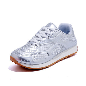 Nouvelles chaussures de sport légères pour femmes, style 2026, polyvalentes, décontractées, à semelle épaisse, surface en maille Agan - Product Image 1