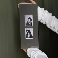 Cadre photo mural commémoratif Ludaye en argent, rectangulaire rétro à quatre panneaux, en acier inoxydable durable et écologique, pour photos Polaroid