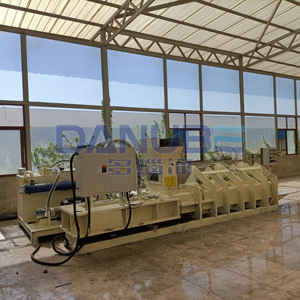 เครื่องผลิตมะพร้าวพรุขนาดใหญ่อุปกรณ์บล็อกมะพร้าว - Product Image 2