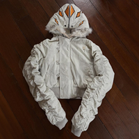 Chaqueta de Piloto Corta Personalizada de Nailon y Algodón con Cremallera, Bordada, con Capucha de Piel Sintética, Chaqueta de Invierno para Hombre con Logotipo