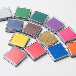 Usine directe Mini tampon encreur en plastique coloré maternelle doigt peinture outil de frottement petit tampon encreur matériaux pour usage de bureau - Product Image 4