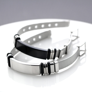 Braccialetto da <span class=keywords><strong>uomo</strong></span> personalizzato in acciaio inox <span class=keywords><strong>con</strong></span> barra vuota impermeabile regolabile cinturino in maglia <span class=keywords><strong>con</strong></span> classico stile geometrico per l'<span class=keywords><strong>incisione</strong></span> - Product Image 4