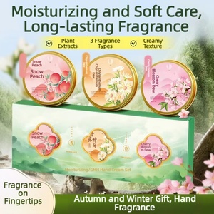 Crema de Manos GMH Hidratante con Fragancia Otoño-Invierno, Set de Regalo en Caja con Aroma a Flor de Cerezo, Manzanilla y Melocotón, Unisex, Envase de Aluminio - Product Image 5