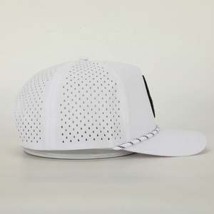 BSCI vente en gros personnalisé 5 panneaux Sport chapeau haute qualité broderie Patch Logo blanc Polyester Gorras découpé au Laser trou casquette de Baseball - Product Image 4