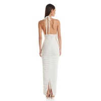Femmes sans manches Sexy licou cou mince longues robes mode plissé discothèque fête célébration robe