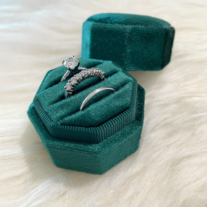 Luxury Velvet Jewelry <b>Box</b> High End Ring Jewelry <b>Box</b> <b>Gift</b> <b>Box</b> Jewelry for Women - Product Image 2