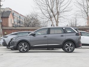 Dongfeng Peugeot <span class=keywords><strong>5008</strong></span> Usado, <span class=keywords><strong>SUV</strong></span> de 7 Asientos, Gasolina, Transmisión Automática, Motor Turbo, Volante a la Izquierda, Coche de <span class=keywords><strong>Segunda</strong></span> <span class=keywords><strong>Mano</strong></span> Barato de China con Poco Kilometraje - Product Image 5