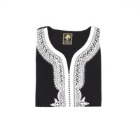 Qamis noir pour hommes musulmans 2026 avec broderie blanche, robe arabe à manches courtes, caftan marocain, vêtement islamique pour Ramadan et l'Aïd