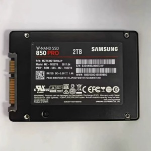 Sams--g 850pro 2TB SSD MZ7KM2T0HMJP Reconditionné d'occasion Interface SATA Offre une grande capacité de stockage pour les fichiers numériques et les médias - Product Image 1