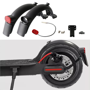 Garde-boue <span class=keywords><strong>arrière</strong></span> avec <span class=keywords><strong>feu</strong></span> stop pour trottinette électrique <span class=keywords><strong>Xiaomi</strong></span> <span class=keywords><strong>M365</strong></span> Pro2 / 1S Mi3, pièces de rechange - Product Image 5