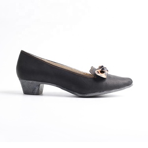Scarpe Eleganti con Punta a <span class=keywords><strong>Collare</strong></span> e Tomaia Bassa, Tacchi Alti <span class=keywords><strong>da</strong></span> <span class=keywords><strong>Donna</strong></span> in Vera Pelle di Vacchetta, Design Classico Bianco per Ufficio - Product Image 5