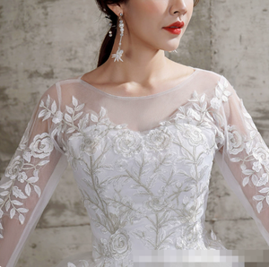 Abito da Sposa Personalizzato Stile Plus Size con Fiori, Abiti da Sposa da Sogno a Maniche Lunghe con Allacciatura, Abiti da Ballo - Product Image 4