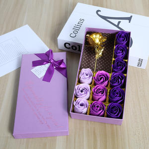 Caja de Regalo con 12 Jabones en Forma de Rosa, Diseño Clásico Hecho a Mano para San Valentín/Día de la Madre 2026, con Lámina Dorada en Relieve, <span class=keywords><strong>Flores</strong></span> Artificiales, Gran Oferta - Product Image 3