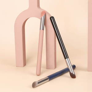<span class=keywords><strong>Corrector</strong></span> <span class=keywords><strong>de</strong></span> dedo mágico <span class=keywords><strong>Corrector</strong></span> suave Pro colorido sintético vegano viaje al por mayor <span class=keywords><strong>brocha</strong></span> <span class=keywords><strong>de</strong></span> maquillaje personalizada <span class=keywords><strong>de</strong></span> lujo <span class=keywords><strong>de</strong></span> alta calidad - Product Image 6