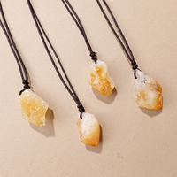 En gros Naturel Brésilien Citrine Pendentif Collier Cristal Pierre Brute Citrine Pierre Pendentif pour Bijoux Cadeau