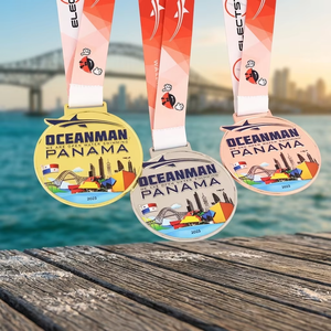 Medalla Deportiva Personalizada para Natación en Aguas Abiertas, Venta al por Mayor de Fábrica, Premio 3D de Aleación de Zinc con Aleta de Delfín, Oro, Plata, Bronce, Esmalte Suave - Product Image 1