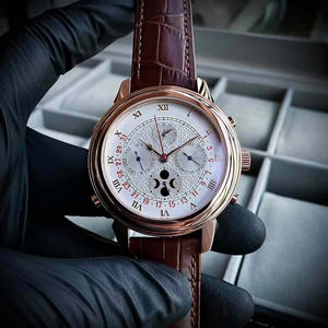 Mouvement entièrement mécanique de qualité supérieure. Le dos de la montre est orné d'un design gravé double face pour les montres-bracelets pour hommes - Product Image 2