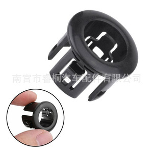 คลิปยึดเซ็นเซอร์เรดาร์จอดรถ Shuangxuan รุ่น 89348-33010-C0 สำหรับ Toyota Lexus ตัวล็อคพลาสติกสำหรับรถยนต์ - Product Image 2