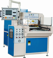 Machine de soudage et de découpe haute fréquence pour le gaufrage du cuir 12KW 15KW 25KW avec suivi automatique de la fréquence
