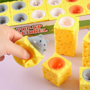 Jouet à presser créatif pour enfants, doux, résistant aux chocs, anti-stress, amusant, simulation souris et fromage - Product Image 6