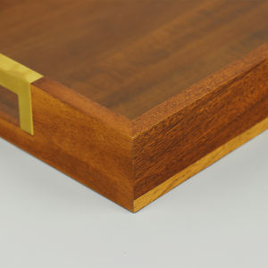 FSC & BSCIアカシア木製サービングトレイ金属ハンドル付きオットマントレイリビングルーム用コーヒーテーブル大型木製装飾トレイ - Product Image 3