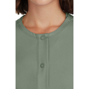 แจ็กเก็ตเครื่องแบบสครับแขนยาวของผู้หญิง,ชุดสครับด้านหน้ากระดุมเมแกนสีพื้นสำหรับพยาบาลโรงพยาบาล - Product Image 4